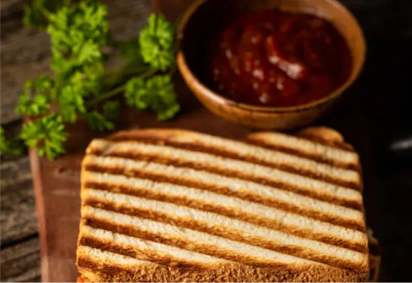 Cheese Chutney Grill Sandwich